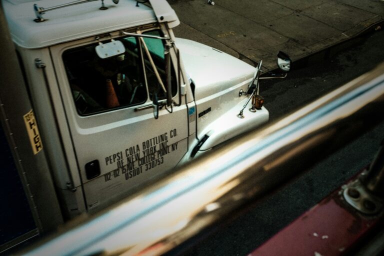 owner operator truck representing tax deductions for truckers in 2026